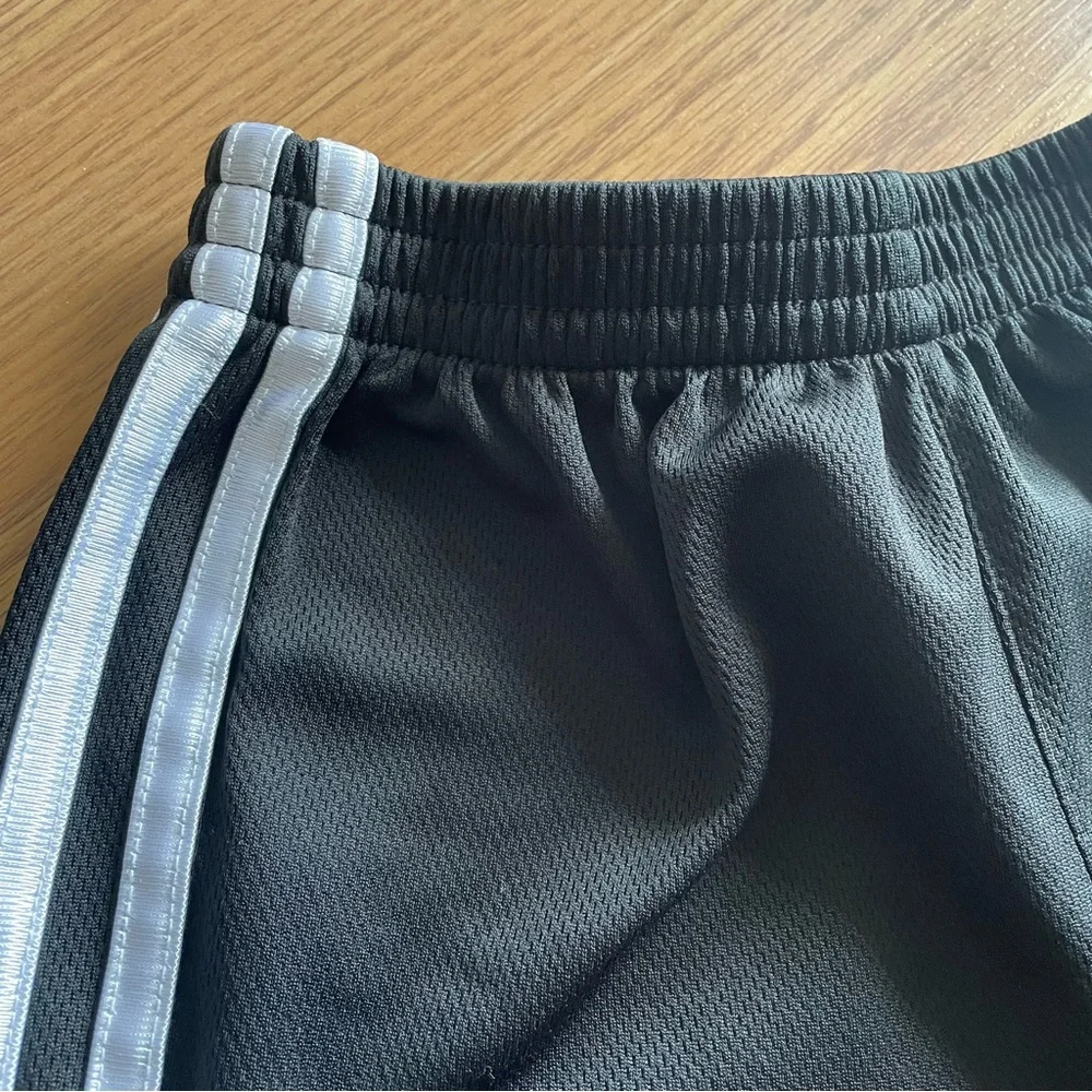 🟢3/$15 ADIDAS Shorts - Picture 2 of 9